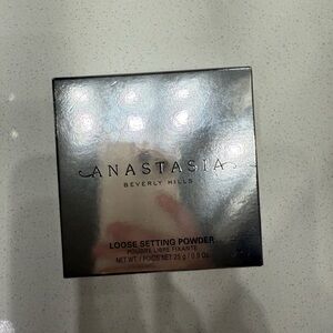 Anastasia Beverly Hills Loose Setting Powder - Translucent
